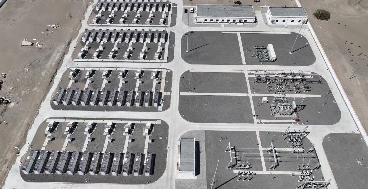 乐天堂fun88集团首个独立共享储能电站与国家第一批沙戈荒大基地光伏项目同步并网